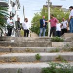 İzmir’in Bornova’sunda Yollar Yeniden Hayat Buluyor: Merdivenler ve Korkuluklar Uzun Yıllık Beklentiyi Gerçeğe Dönüştürüyor