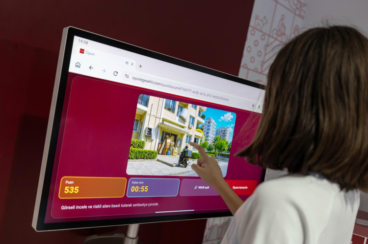İzmir’in Dirençli Geleceği İçin Mahalle Dedektifi: Çocuklar ve Yetişkinler İçin Farkındalıkla Dönüşüm