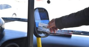 İzmir’in Elektronik Ücret Toplama Sistemi Yeniden Yapılandırılıyor: Altyapı Modernleşmesi ve Yeni Nesil Cihazlarla Geçiş Süreci