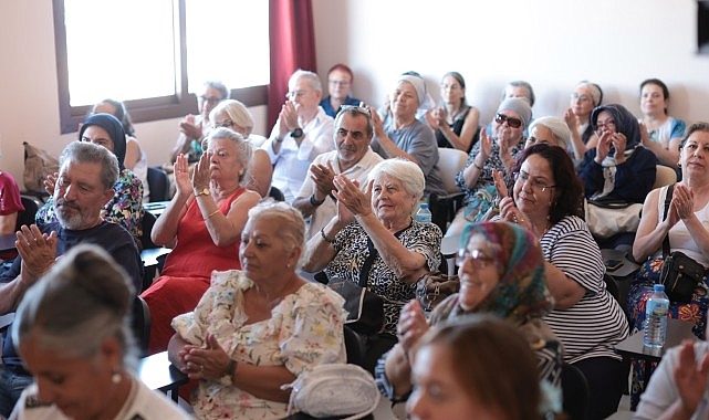 İzmir’in Konakında Barış İçin Birlik: Yaşlılar Merkezi ve Başkan Mutlu’dan Sarsılmaz Çağrı