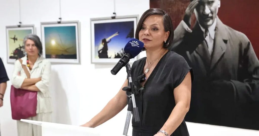 İzmir’in Kurtuluşunun Işığında: “Kurtuluşun Şehri İzmir” Sergisi Kapılarını Açıyor
