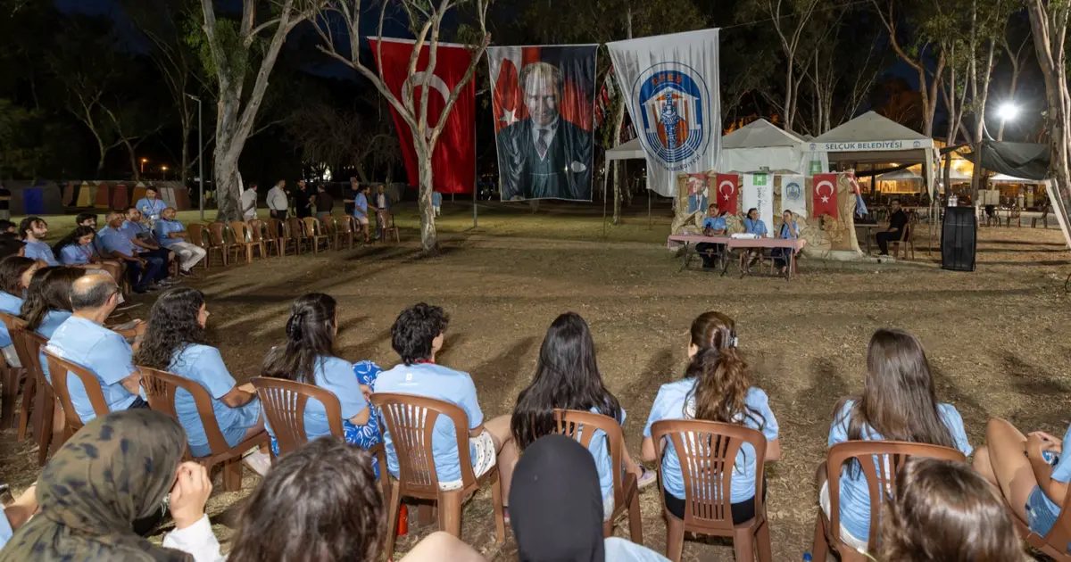 İzmir’in Sosyal Dokusu ve Planlama Vizyonu: Tugay ve Yıldırım’dan Şehir Plancılarında İlham