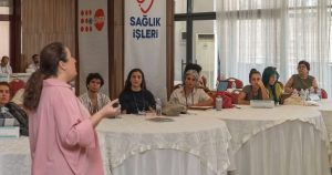 İzmir’in Yeni Sağlık Aracıları: Toplum ve Kamu Kurumları Arasında Güvenli Köprü