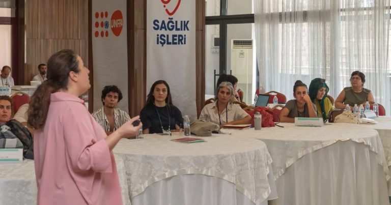 İzmir’in Yeni Sağlık Aracıları: Toplum ve Kamu Kurumları Arasında Güvenli Köprü