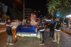Kamuya Adalet: Çamdibi’nde Gece Denetimiyle Kaldırımlar ve İşletmeler Tek Tek Gözden Geçirildi