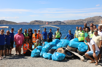 Kıyıların Korunması İçin Marmaris’te Plastik Atıklarla Savaşa Öncülük