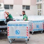 Konak’ta Gece Gündüz Temizlik Seferberliği: Yeni Metal Konteynerler Şehri Daha Parlatıyor
