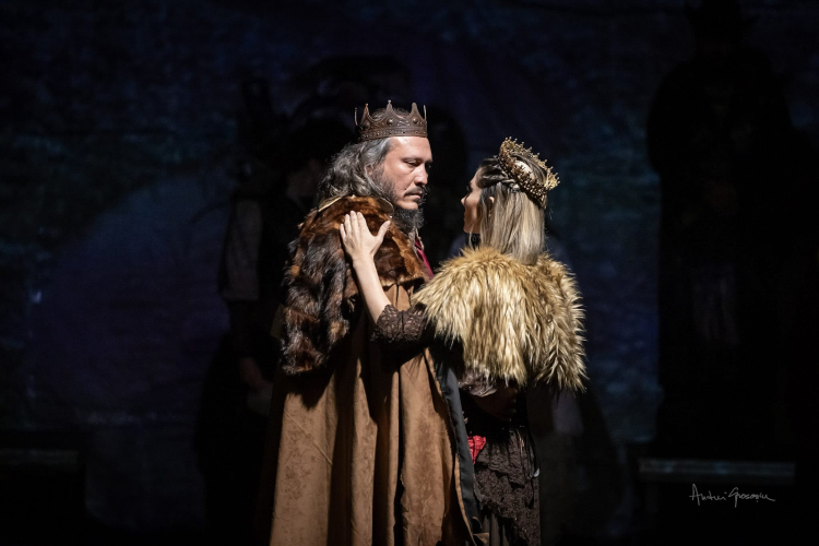 Maltepe Tiyatrosu’nun Hamlet’i Dhofar Festivali’nde En İyi Kostümle Taçlandı