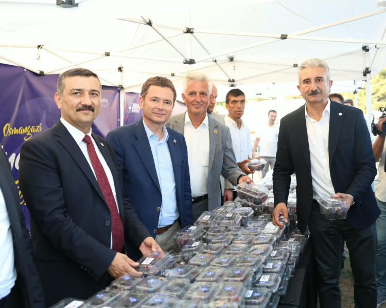 Osmangazi Siyah İncir Festivali: Üreticiyle Hüzün, Umut ve Birliktelik İçinde Kutlama