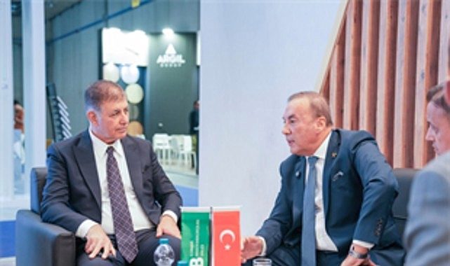 Verona’daki Marmomac Zirvesinde İzmir ve Verona İçin Yeni Bir Dönem Başladı: Taş Sektörü Küresel İş Birliğine Yol Veriyor