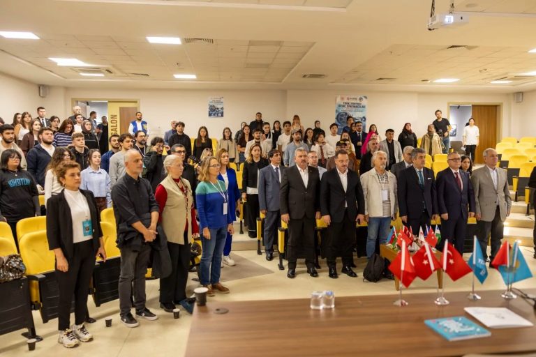 Ankara’da Türk Dünyası Belgesel Filmleri Şöleni Başladı: Finalistler Belgesellerle İzleyiciyle Buluşuyor