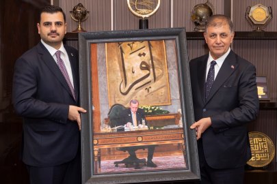 İzmir’de Heyet Ziyareti: Hizmet İçin Omuz omuza Çalışma Vurusu