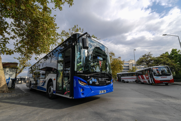İzmir’in Toplu Ulaşımında Yeni Dalgınlık: Filolar Gençleşiyor, Sürdürülebilirlik Öne Çıkıyor