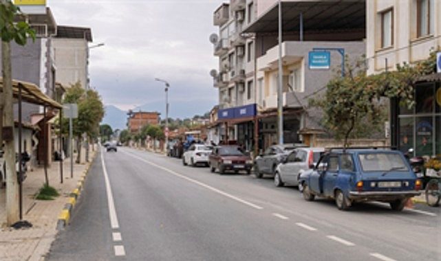 Kiraz’da Yollar Yenilendi: Umurlu’nun Umuru Değişti — 32 Bin Tonluk Asfaltla Gelen Konfor ve Şehircilik Müjdesi