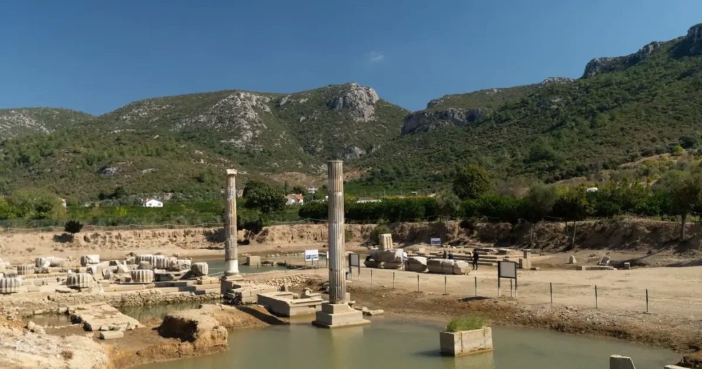 Klaros’tan İzmir’e Kader Bildirisi: Antik Kehanetin İzleri ve Yeni Kazılar