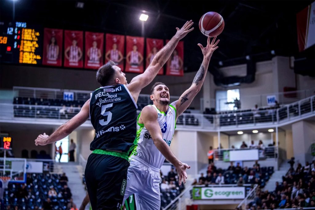 Motivasyon Dolu Yolculuk: TOFAŞ ile Körfez Basket Hafızalardan Silinmez Anlar İçin Sahada