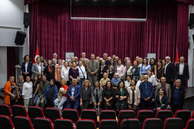 Yaşlılıkta Öğrenmenin Işığında Yeni Bir Başlangıç: 3. Yaş Üniversitesi Açılışı Coşkuyla Başladı